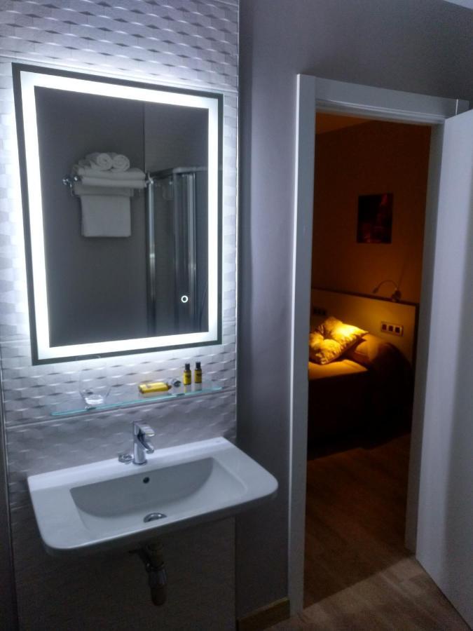 Travesia Rooms Sarria Exterior foto